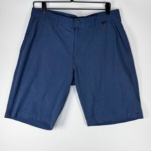 Travis Mathew Shorts Mens 34 Blue Stretch Micro Stripe Casual Golf Performance